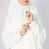 أبيض